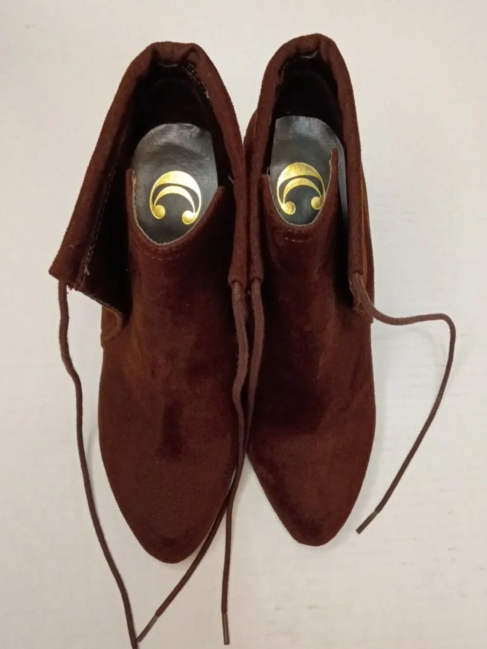 Brown Faux Suede Lace Up Heeled Ankle Booties Women’s Size 7